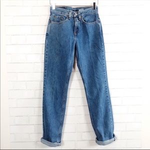 Levi’s Vintage 505  high rise mom jeans!